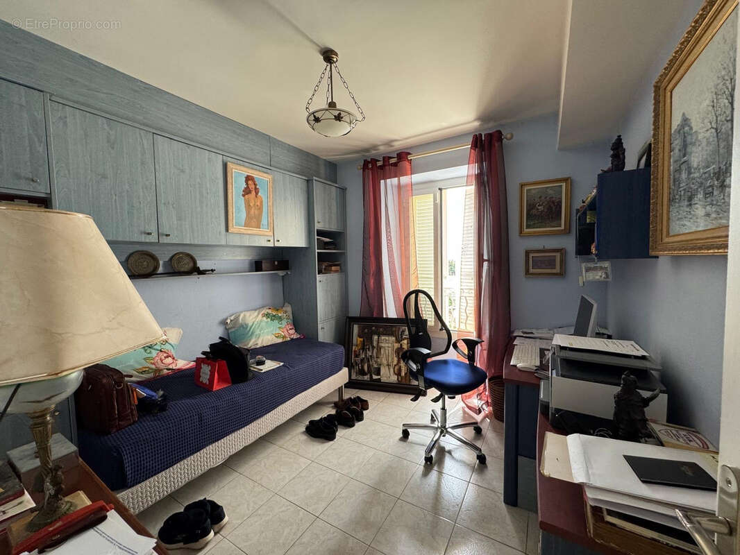Appartement à ROQUEBRUNE-CAP-MARTIN