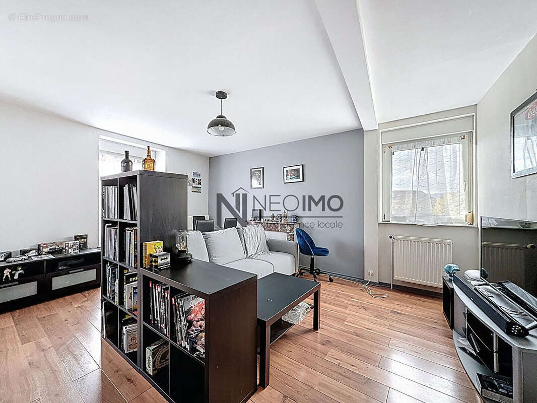 Appartement à NEUFCHATEAU