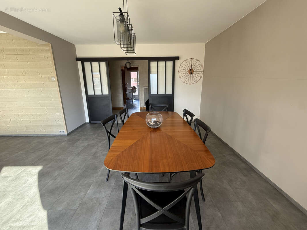 Appartement à ALBERTVILLE