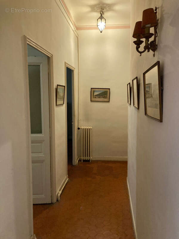Appartement à MARSEILLE-6E