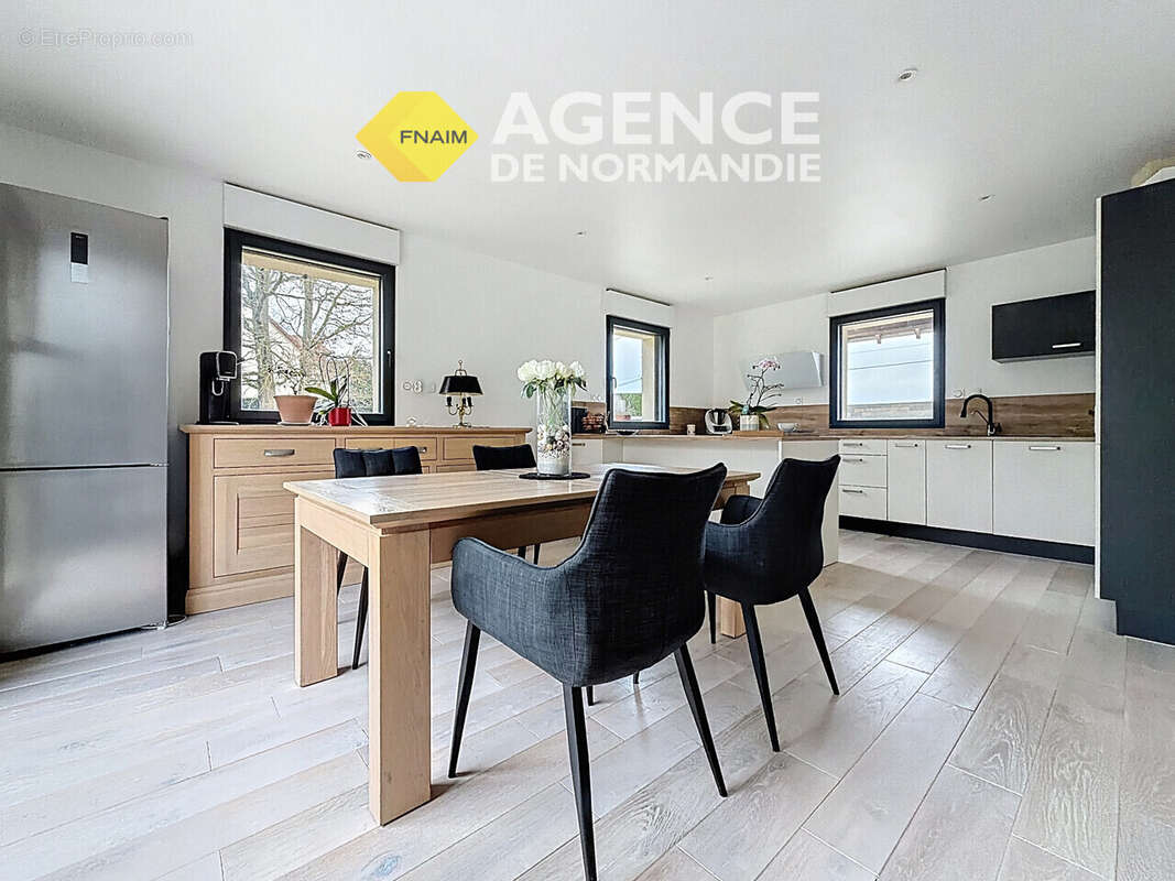 Maison à MONTREUIL-L'ARGILLE