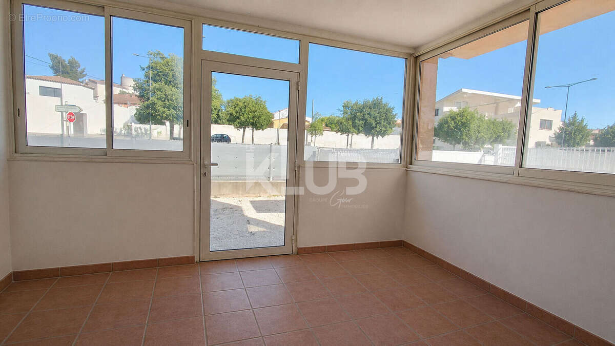 Appartement à ROGNAC