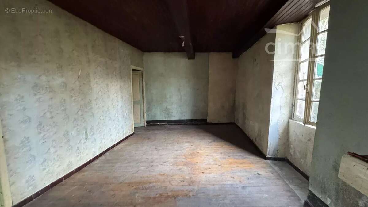 Maison à TOURNON-SUR-RHONE