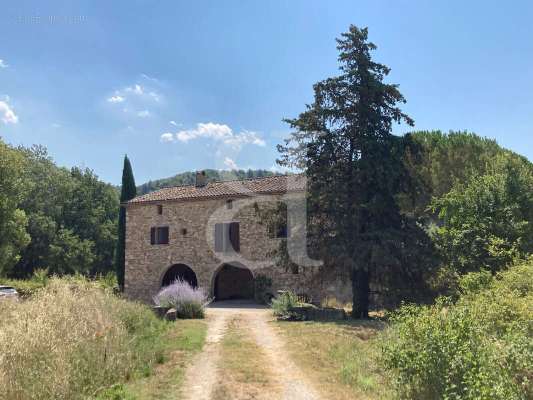 Maison à VAISON-LA-ROMAINE