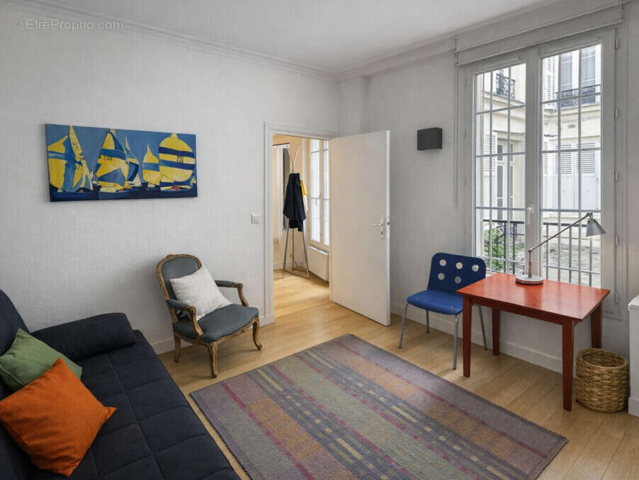 Appartement à PARIS-8E