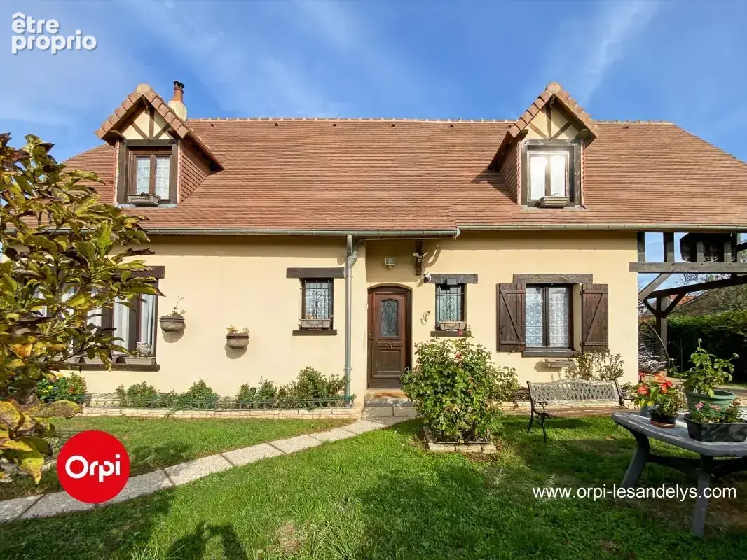 Maison traditionnelle à Vendre - Vallée de Seine - 4 chambres - sous-sol total - photo 2