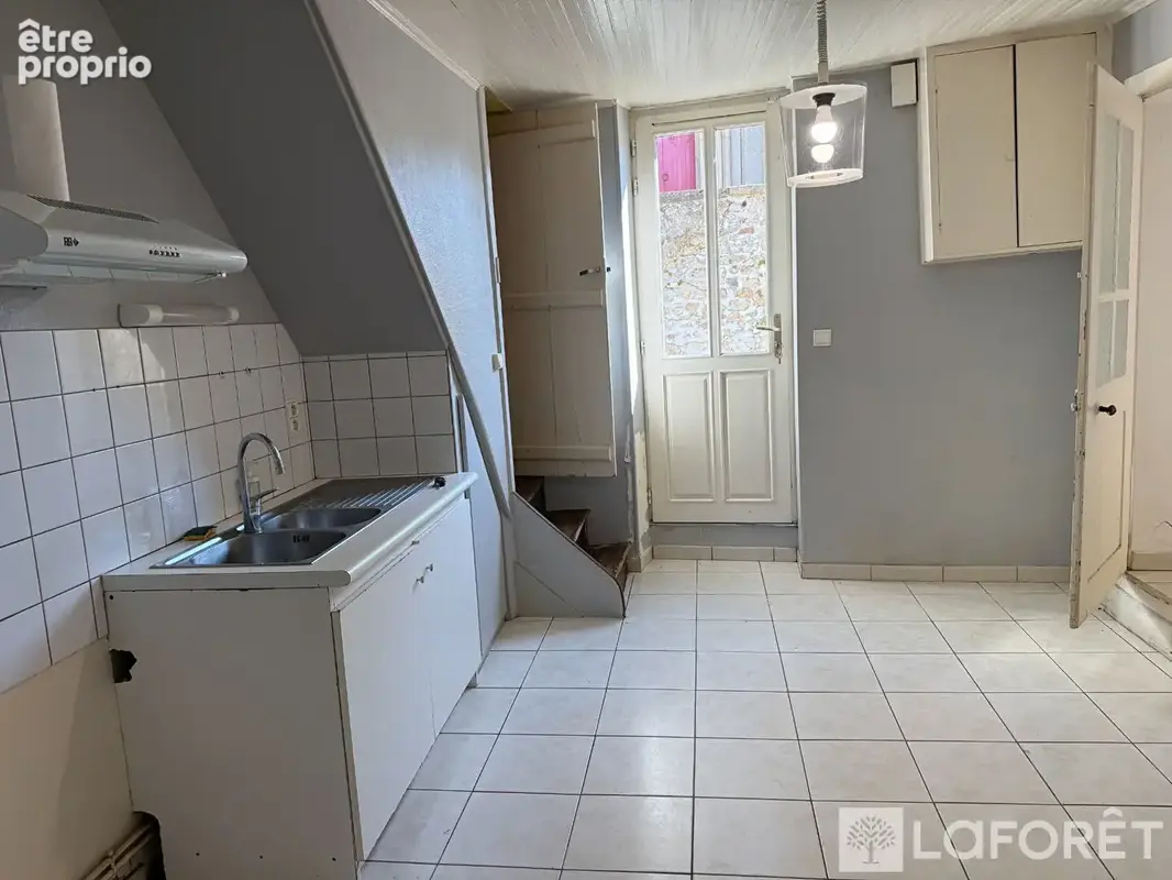 Maison de village avec jardin, dépendances et garage - photo 2