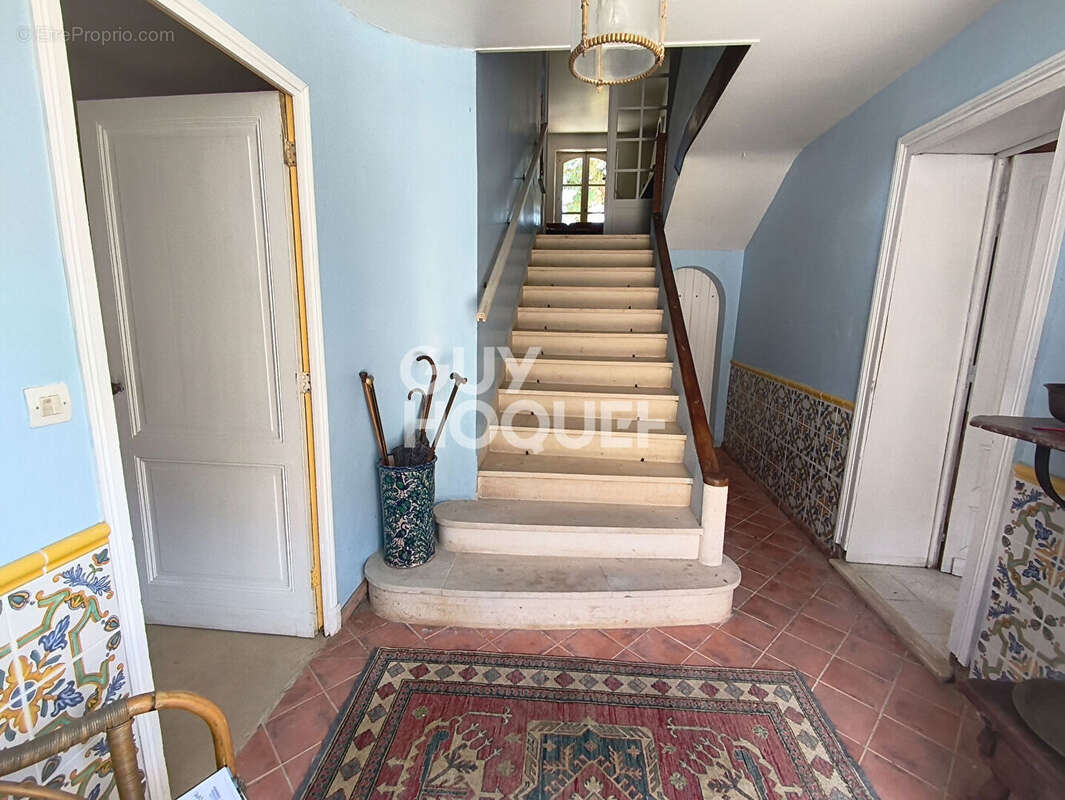 Maison à COUTHURES-SUR-GARONNE