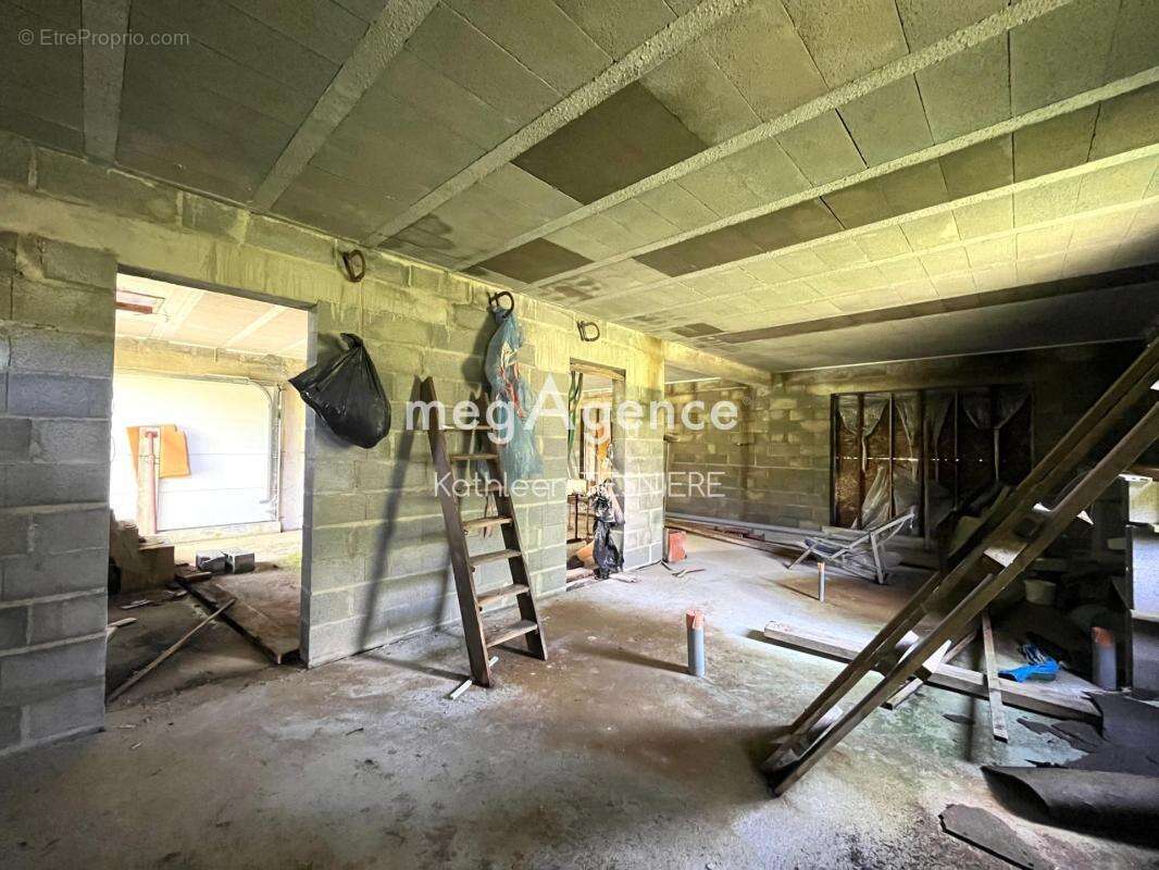 Maison à VILLEDIEU-LES-POELES