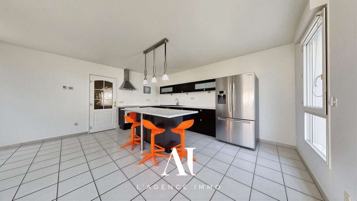 Appartement à PREVESSIN-MOENS
