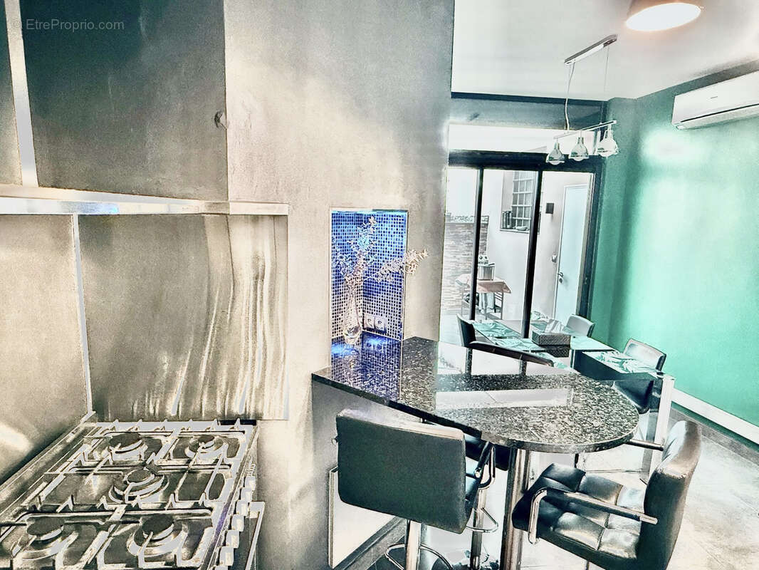 Cannes limite banane t4/t5 de 146m2 3 terrasse 257m2 4375€/ m2 - photo 11