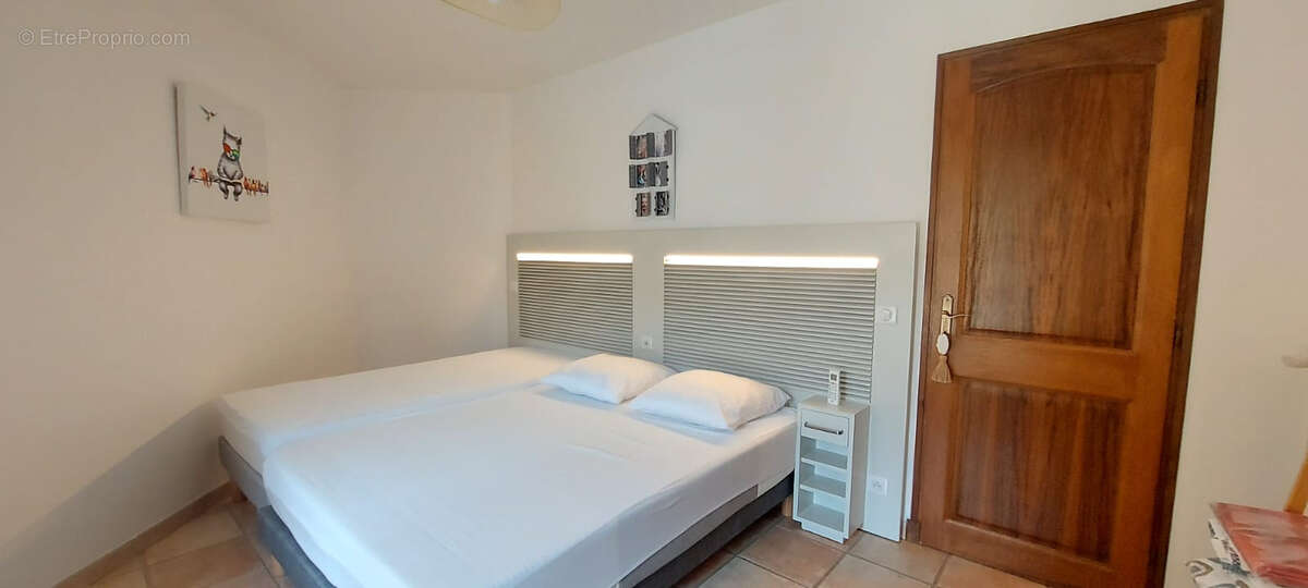 Maison à MEOUNES-LES-MONTRIEUX