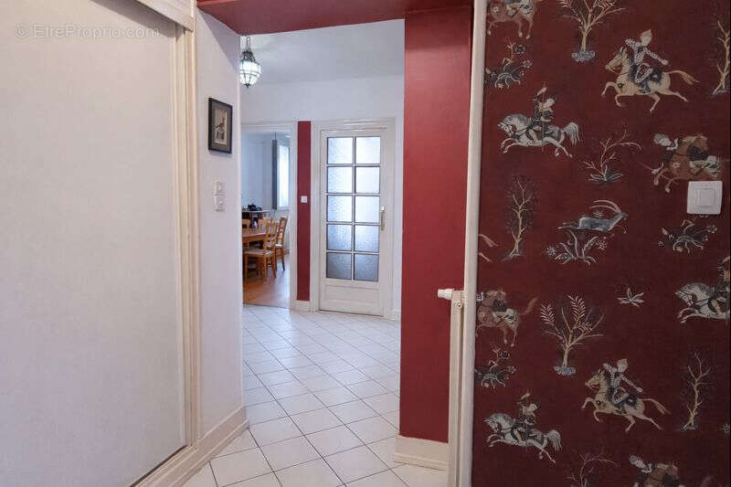 Appartement à SAINT-ETIENNE