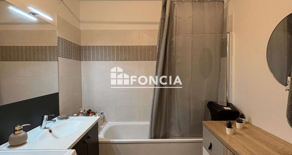 Appartement à MARSEILLE-12E