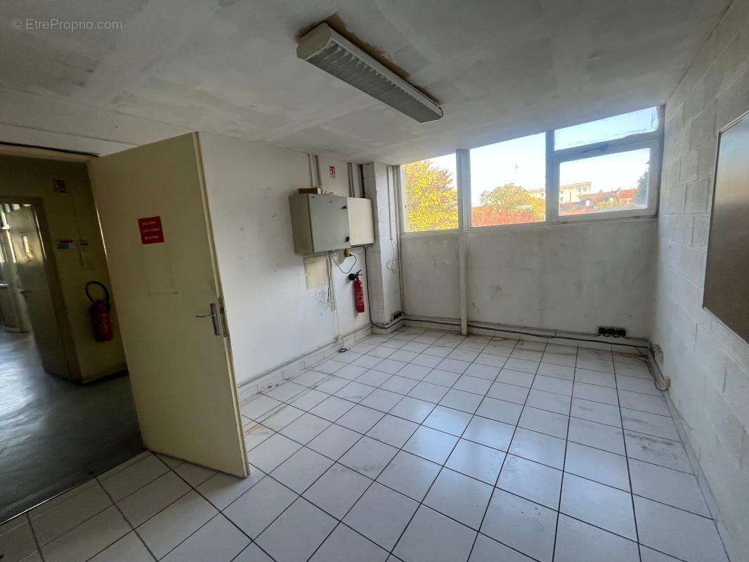 Commerce à TERGNIER