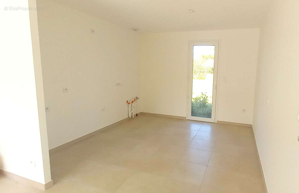 Maison à GRAYAN-ET-L'HOPITAL