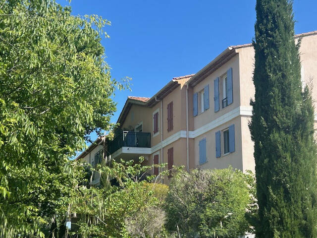 Appartement à BORMES-LES-MIMOSAS