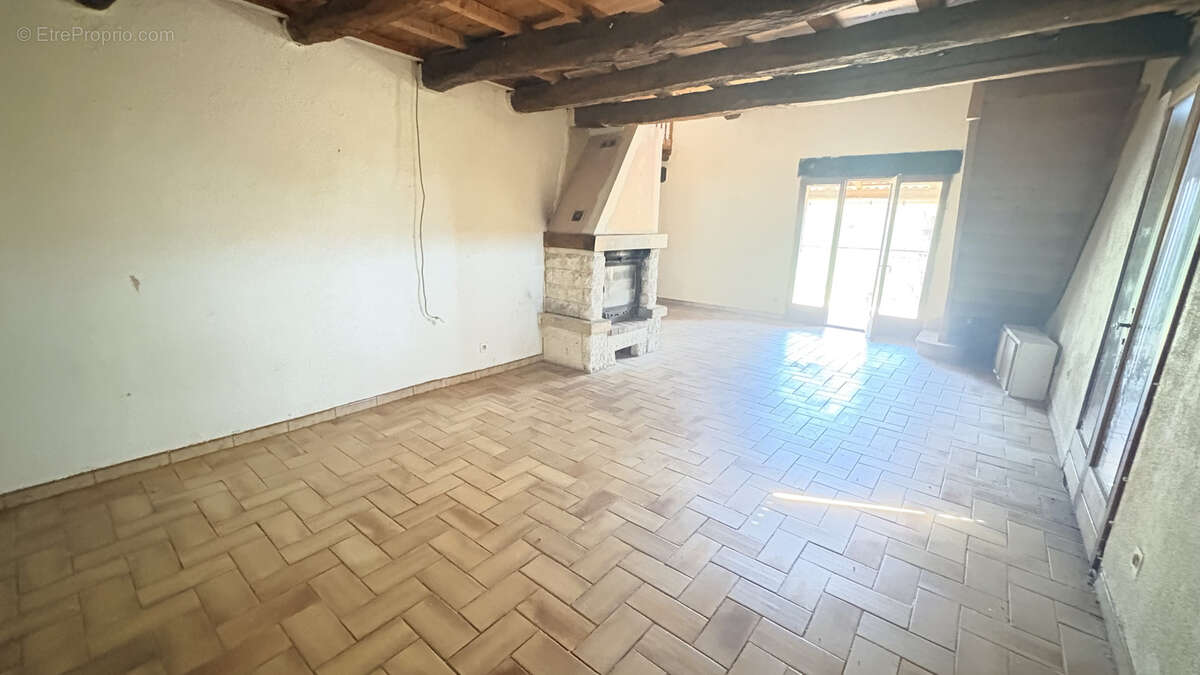 Villa en r+1 avec garage - photo 9