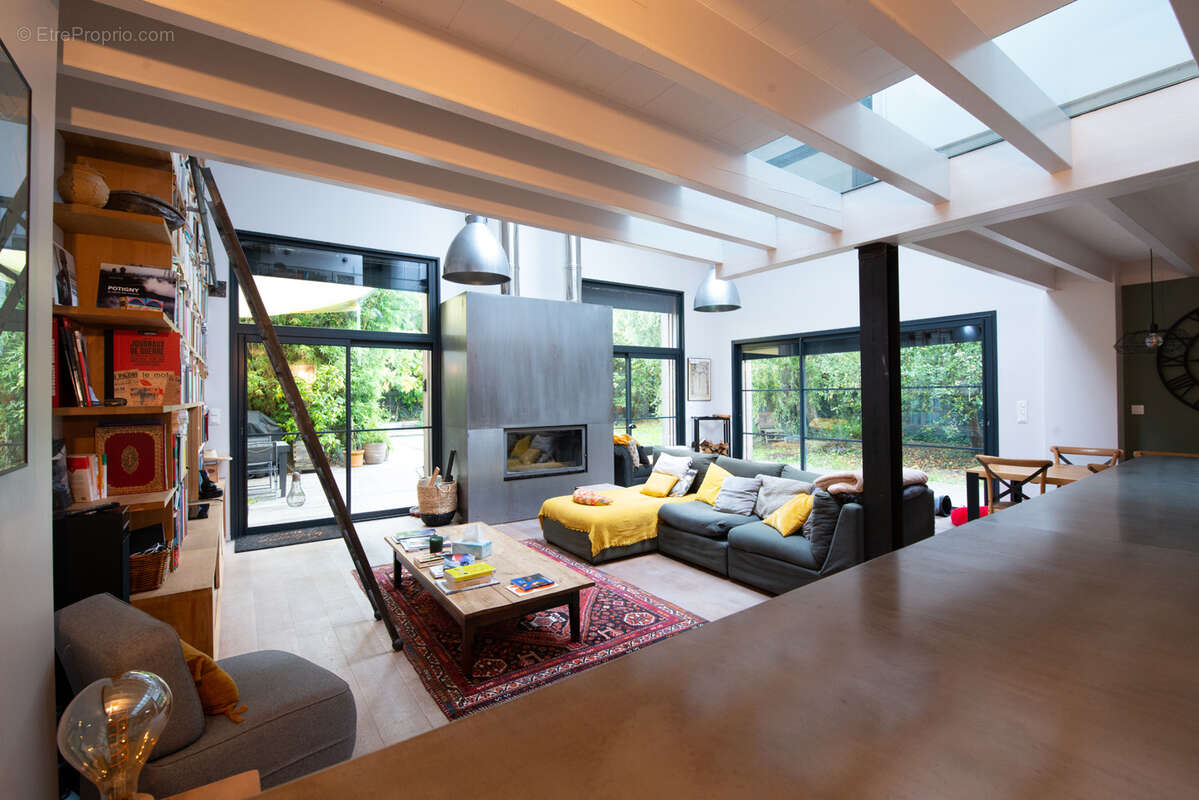 Appartement à BEGLES