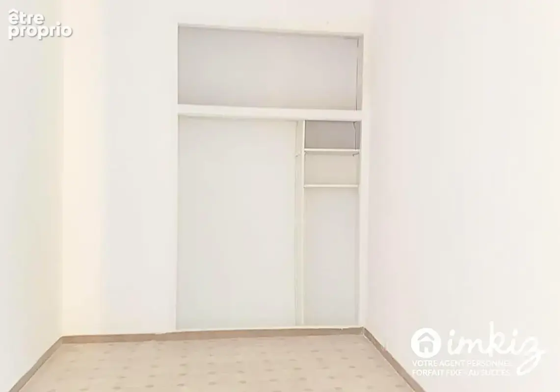 T4 de 80 m² repeint, gros potentiel - photo 12