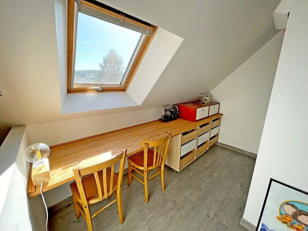 Maison à MONTSAUCHE-LES-SETTONS