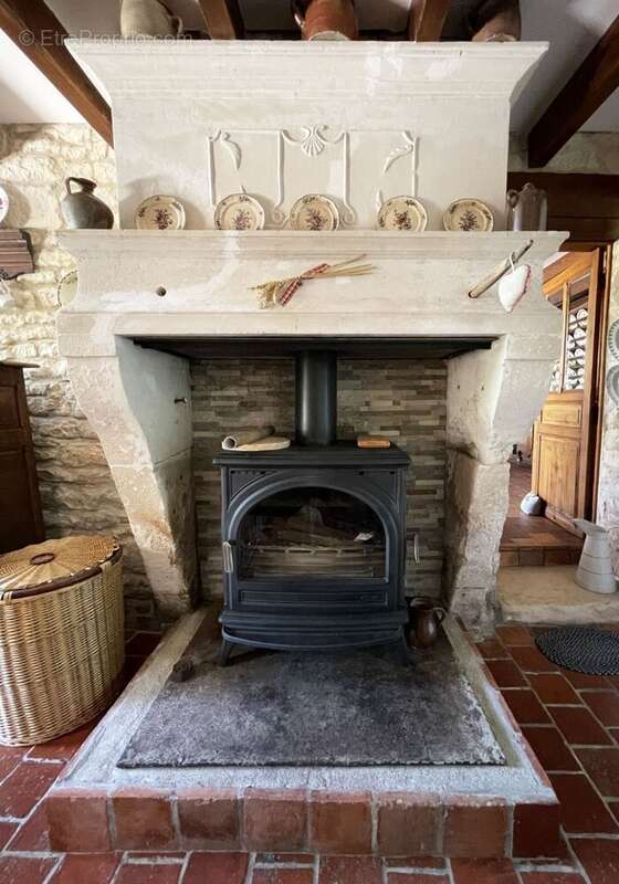 Jolie maison de village avec un jardin de 810 m² et 1 390 m² de bois - photo 10