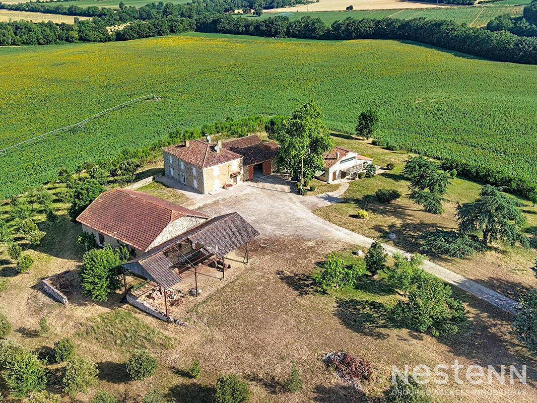 Maison à CASTERA-VERDUZAN