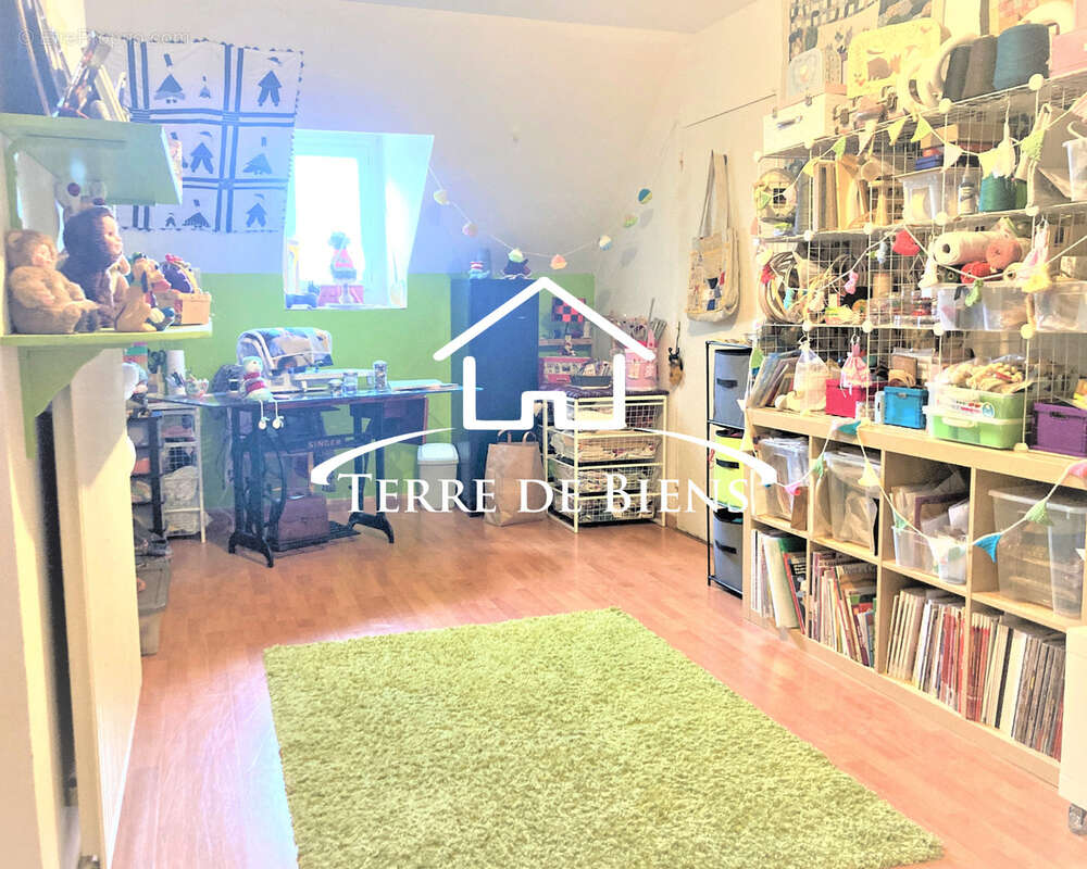 Maison à MONTIGNY-LENGRAIN