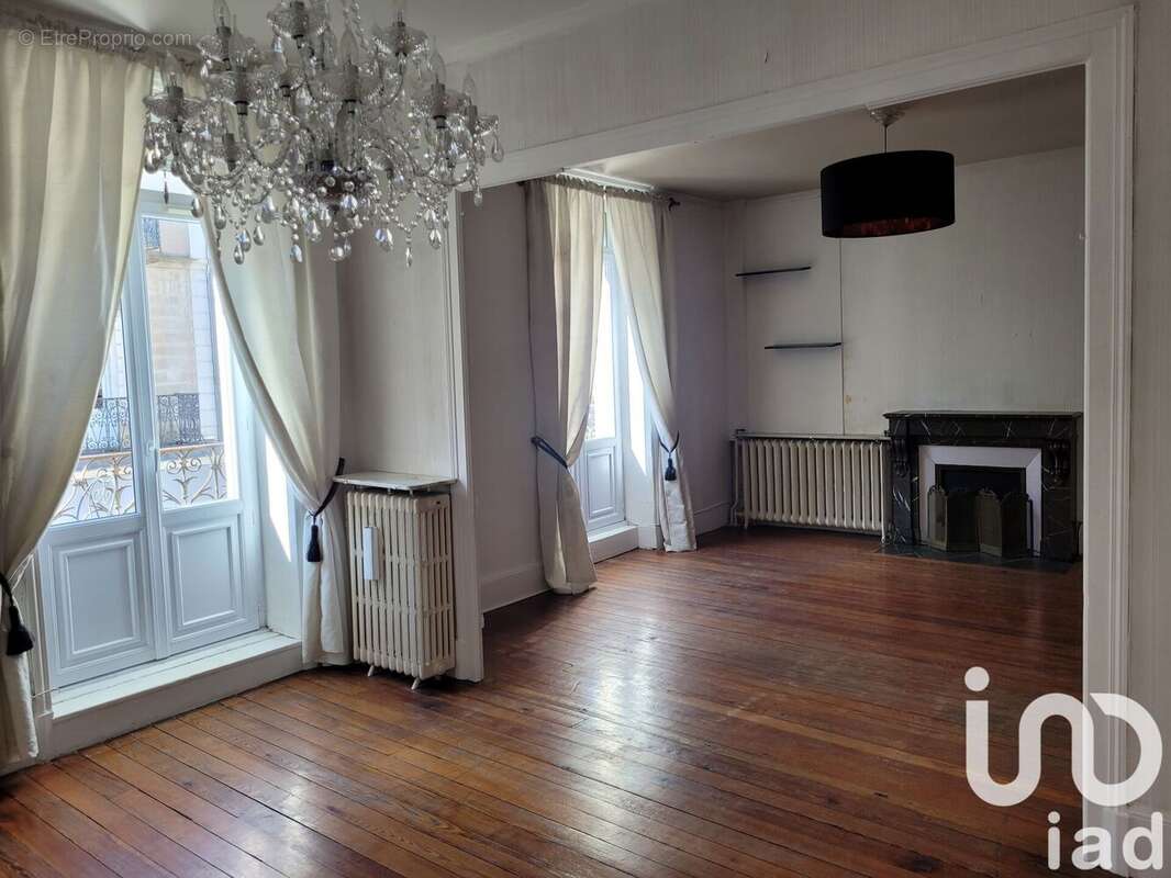 Photo 9 - Appartement à MONTCEAU-LES-MINES