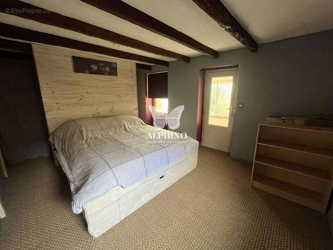 Maison à SAINTE-MARIE-DE-VAUX