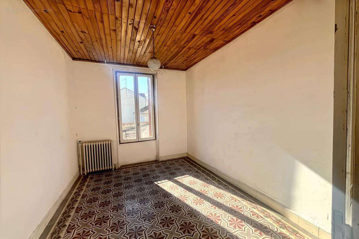 Maison à NIMES