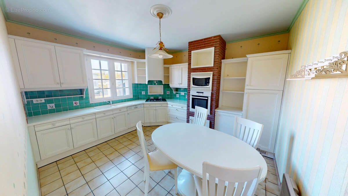 Maison à PLONEOUR-LANVERN