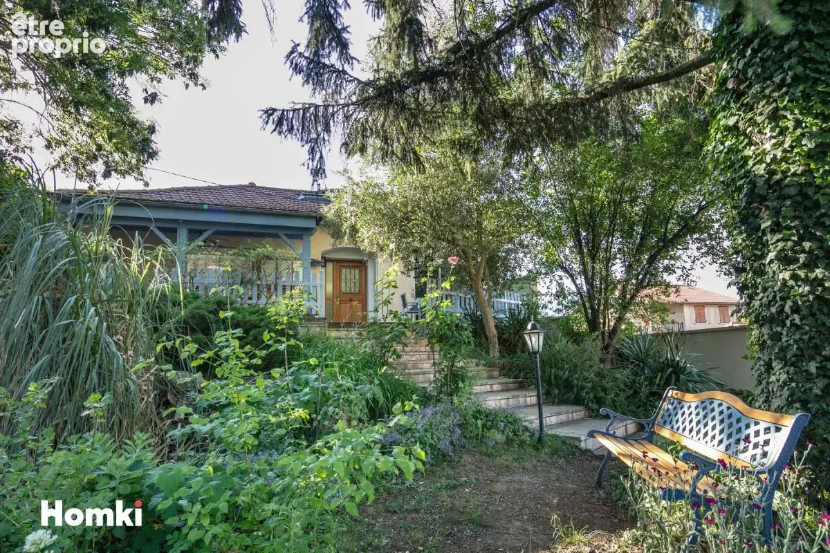 Maison de ville T6 de 121 m²à Saint-Martin-d'Hères 38400 - photo 2