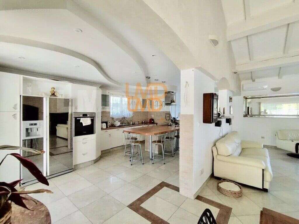 Propriété avec piscine, appartements indépendants et vue nature - photo 5