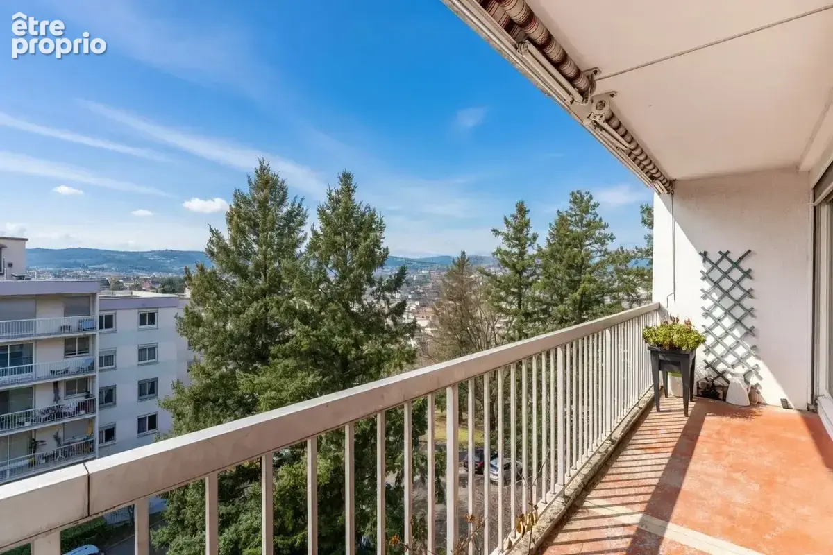 Appartement à TASSIN-LA-DEMI-LUNE