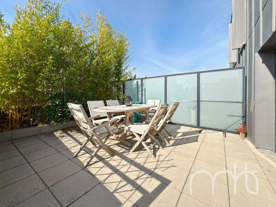 Appartement à COLOMBES