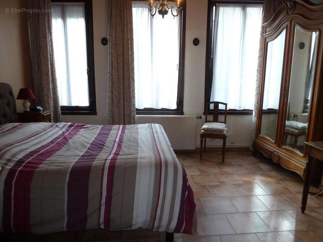 Maison 170 m² à Cambrai  - photo 7