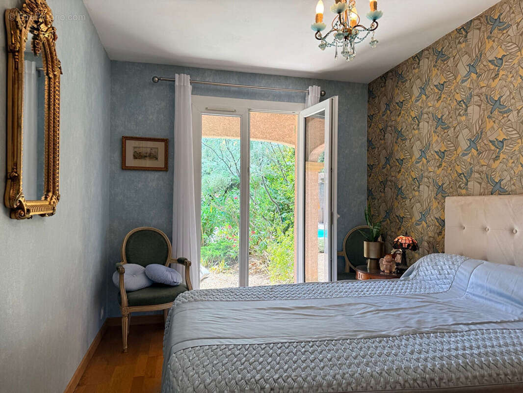 Maison Bouchet - 6 pièces - 110m² sur terrain de 1911m² - photo 16