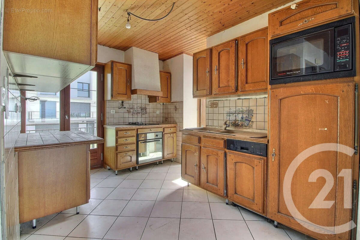 Maison à LUGRIN