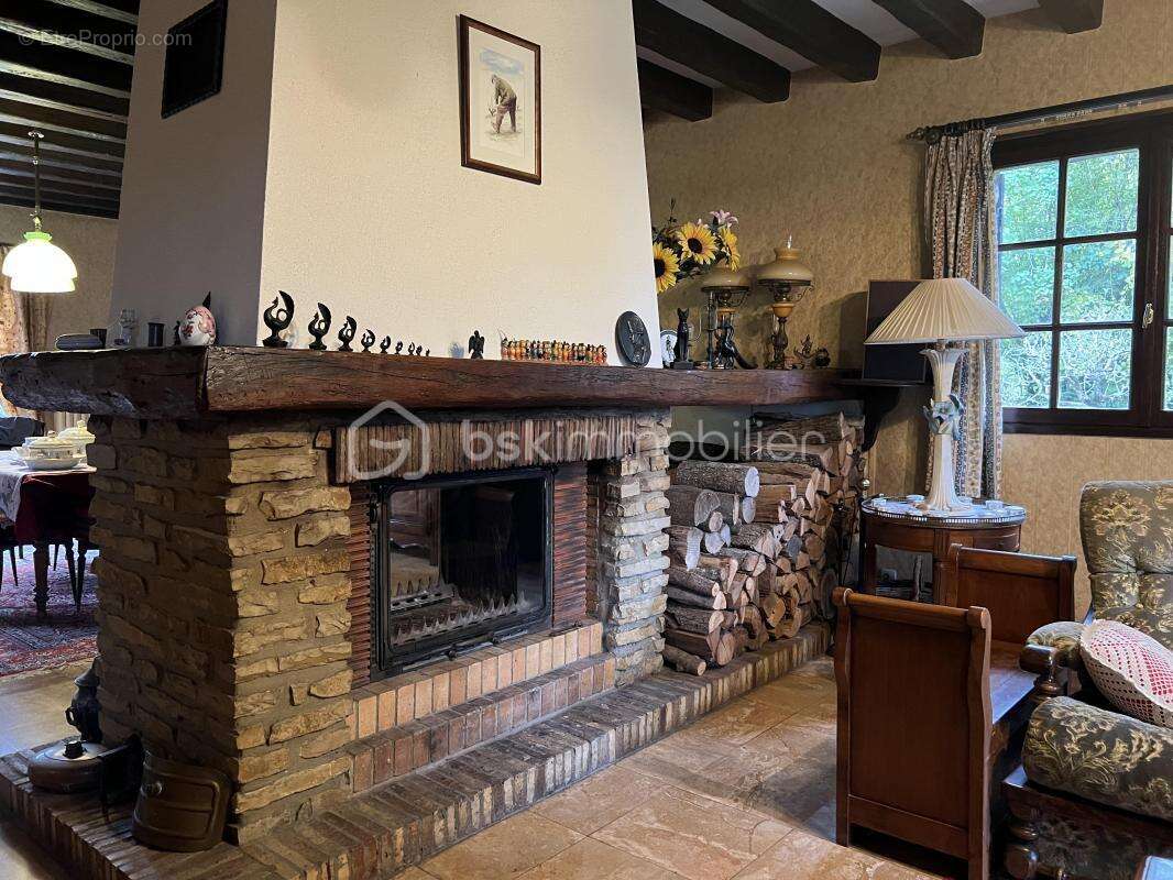 Maison à ORVILLIERS