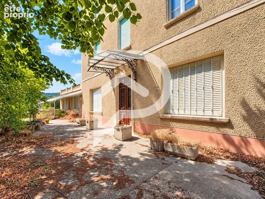 Maison et terrain constructible à vendre Sauzet 12 pièce(s) 276 m2 - photo 5