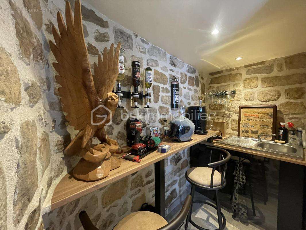 Maison à SAINT-GERMAIN-LAVAL