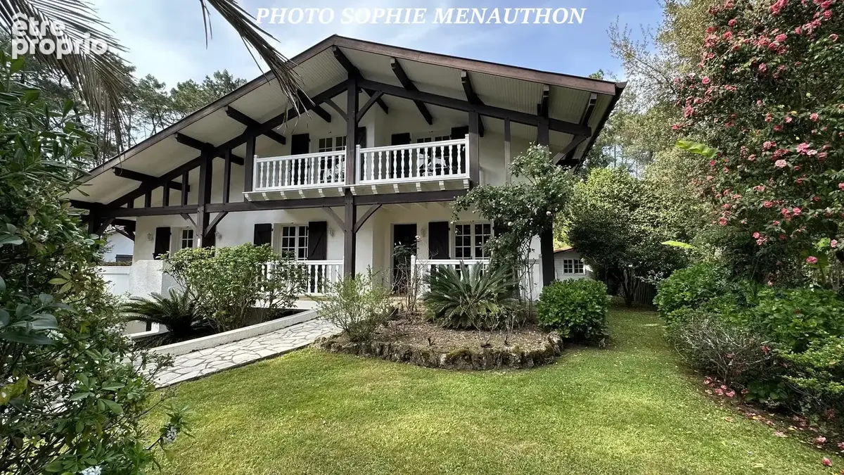 Maison landaise 220 m² avec piscine sur 3000 m²  7 pièces  calme absolu  sans vis-à-vis  fort potentiel - photo 2