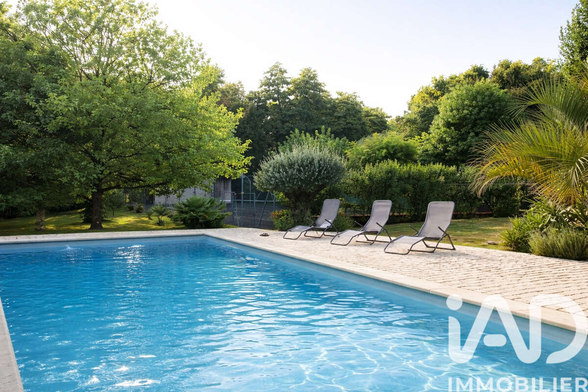 Photo 3 - Maison à SAINT-SAVIN