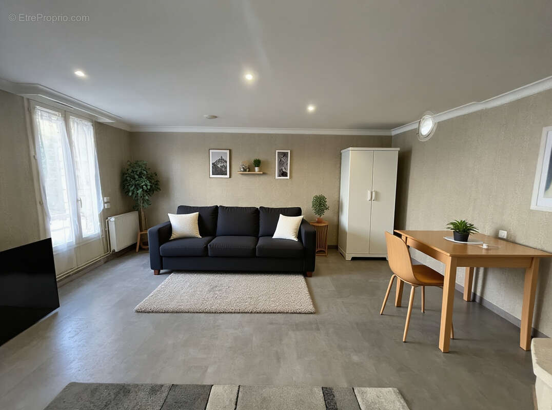 Appartement à CHENNEVIERES-SUR-MARNE