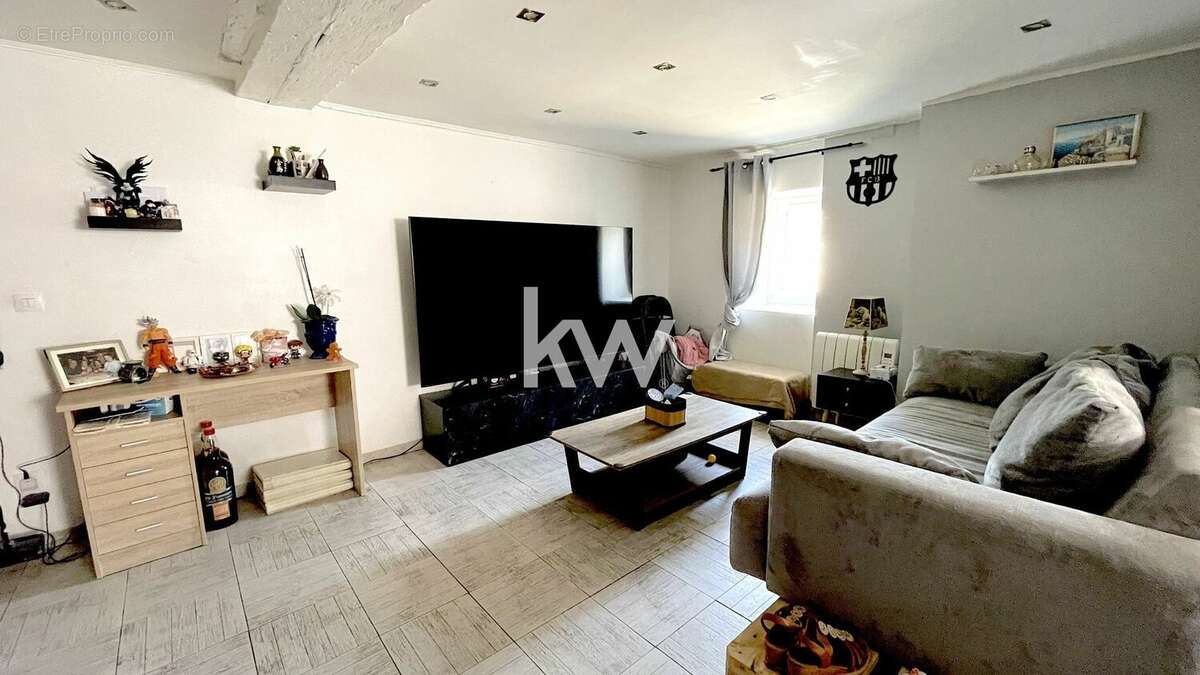 Appartement à LEUDEVILLE