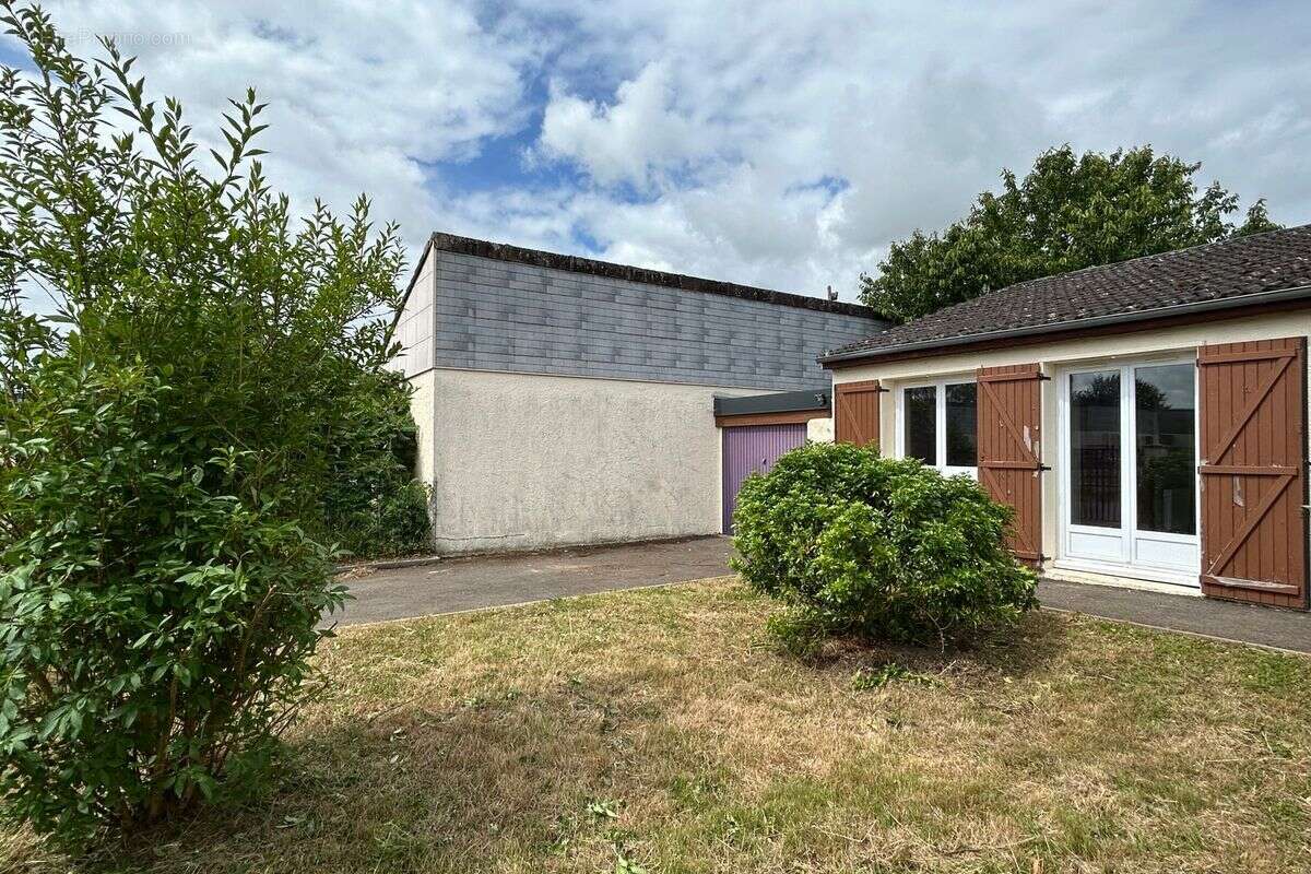 Maison à CHEROY