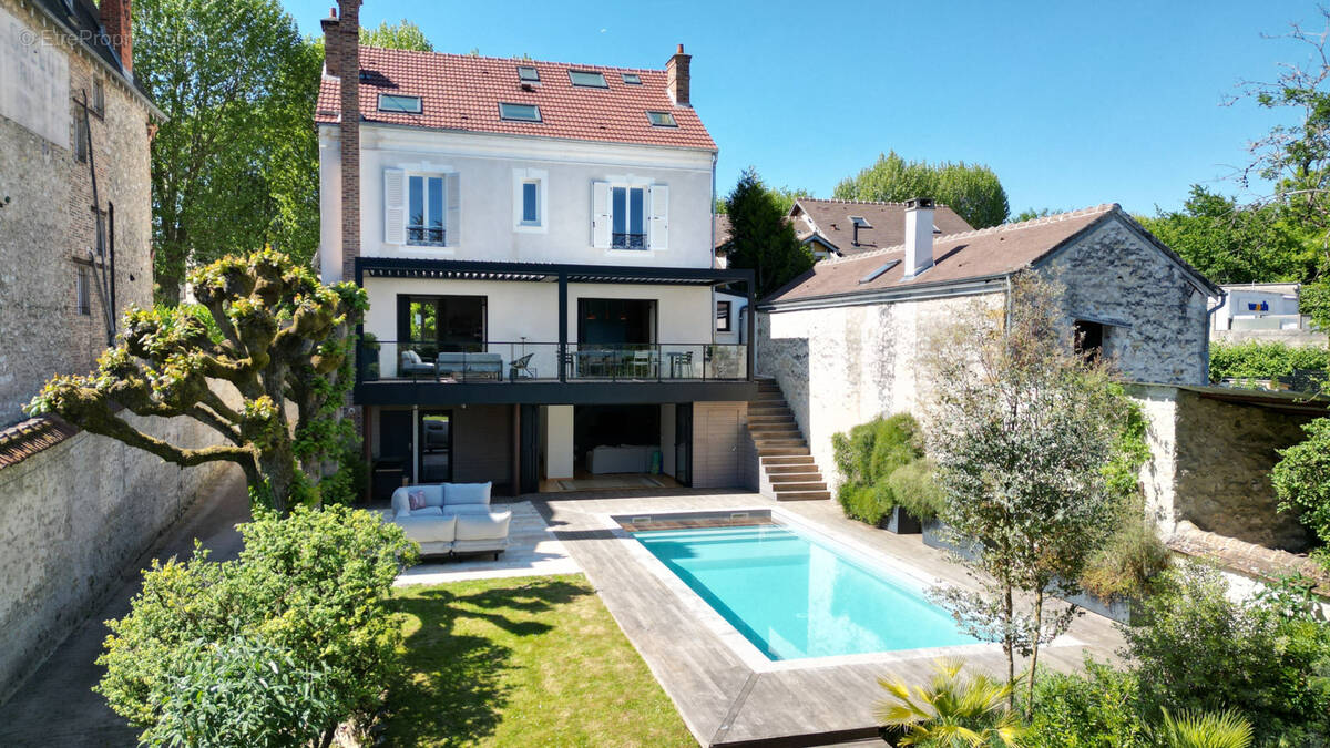Maison à FONTAINEBLEAU