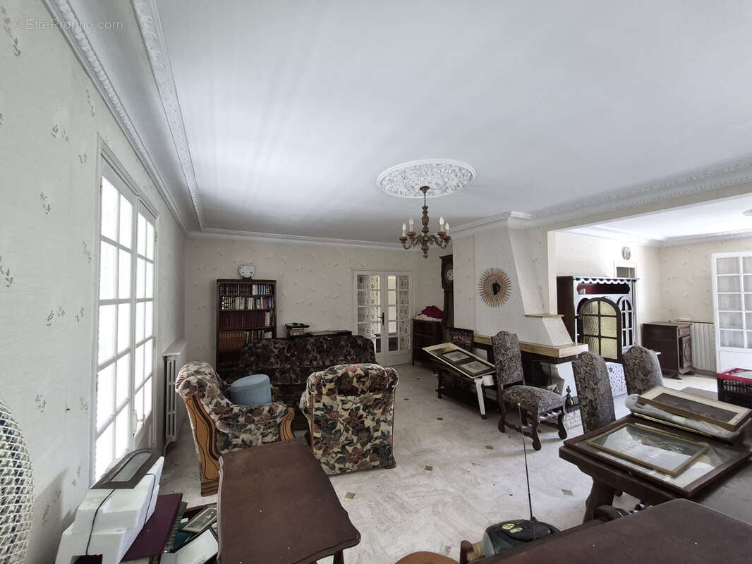 Maison à CHATELLERAULT