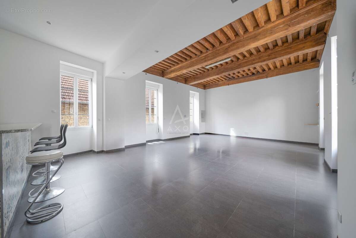 Maison à FLEUREY-SUR-OUCHE